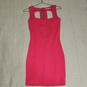 Elegant Pink Sleeveless Dress